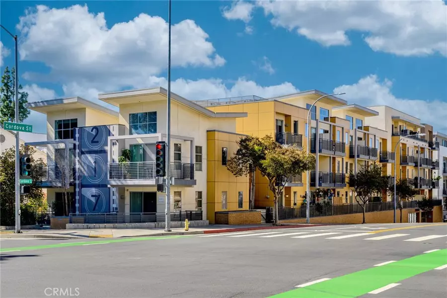 217 S Marengo #304, Pasadena, CA 91101