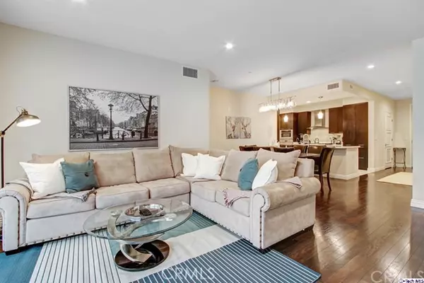 Glendale, CA 91210,423 Caruso AVE