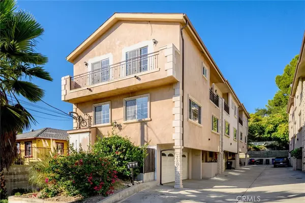 6831 Valmont ST #1, Tujunga, CA 91042