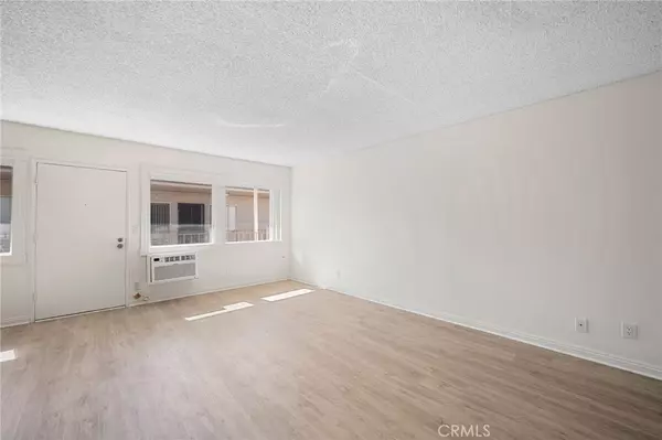 Glendale, CA 91206,1111 E Lexington #209