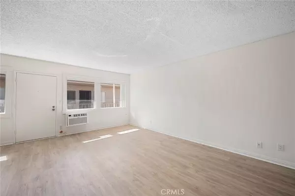 Glendale, CA 91206,1111 E Lexington #209