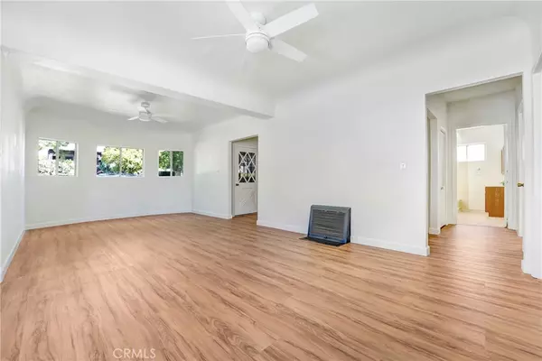 Los Angeles, CA 90042,5830 Fayette