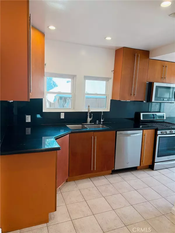 Glendale, CA 91206,410 N Adams st. ST