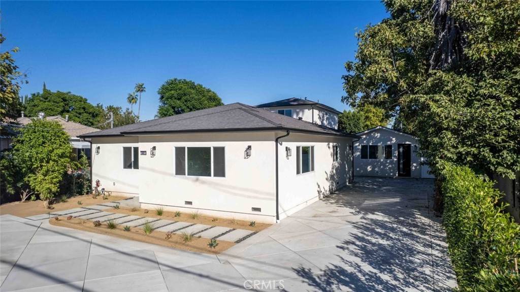 6842 Cedros AVE, Van Nuys, CA 91405