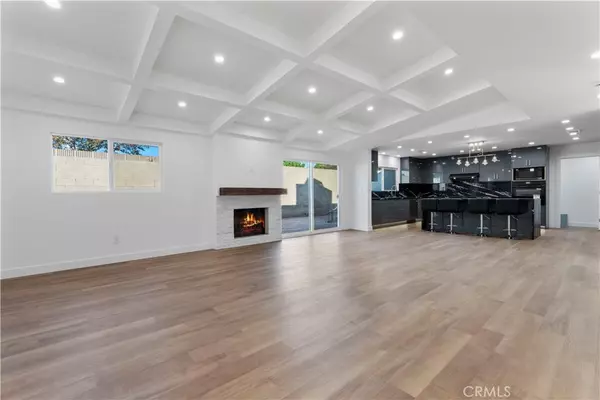 Northridge, CA 91343,9055 Forbes