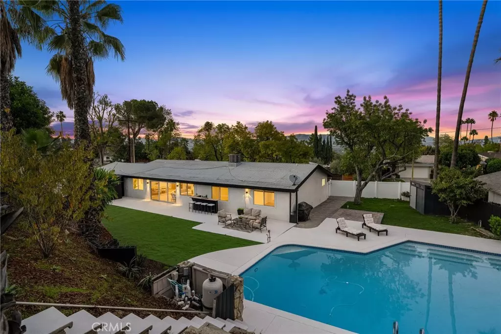 Woodland Hills, CA 91367,20632 Tiara ST