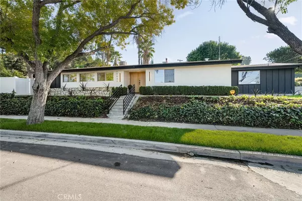 Woodland Hills, CA 91367,20632 Tiara ST