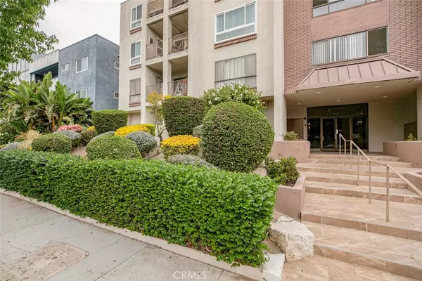 Glendale, CA 91202,1118 N Central #17