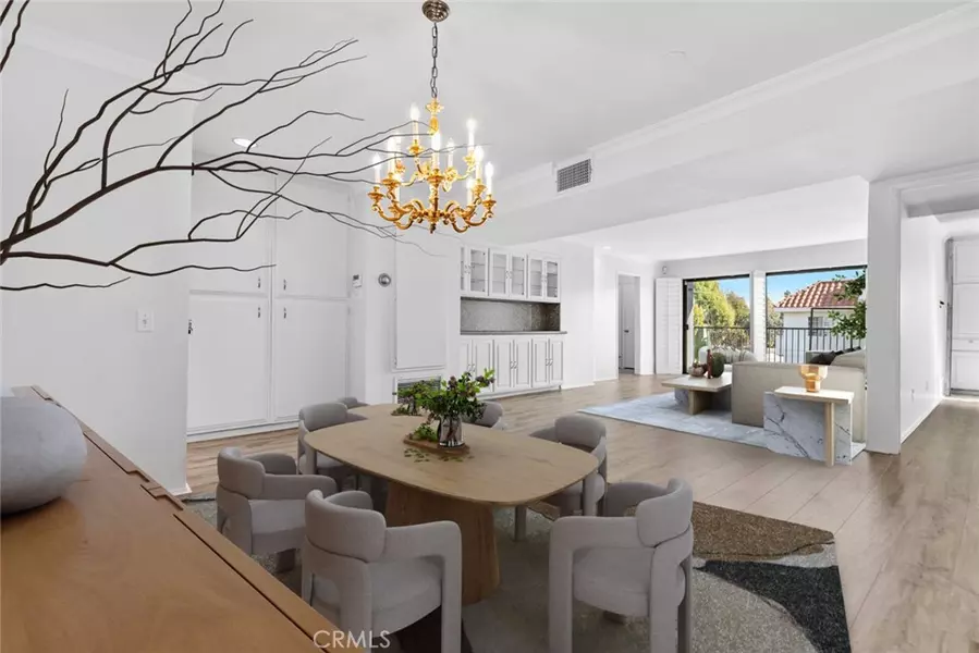 14804 Magnolia #6, Sherman Oaks, CA 91403