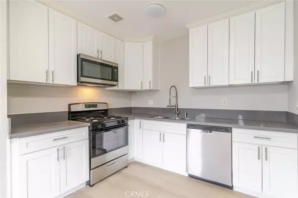 Tujunga, CA 91042,7137 Greeley ST #7