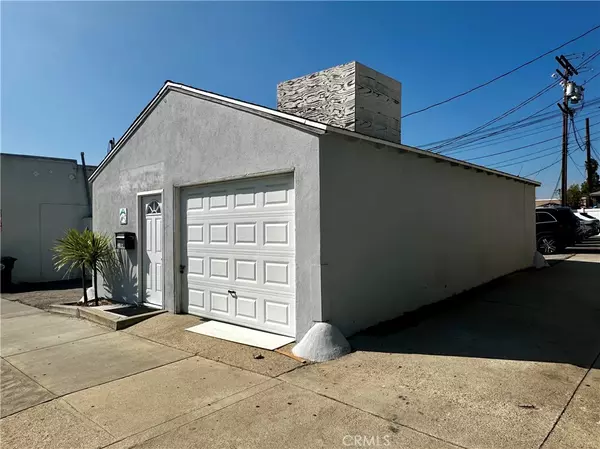 Glendale, CA 91201,1243 1/2 West Glenoaks Blvd