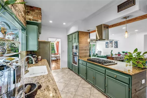 Santa Clarita, CA 91350,28314 Easton