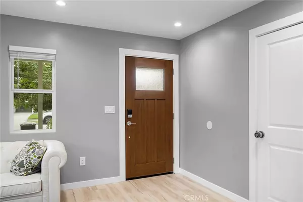 Glendale, CA 91201,1537 Lake