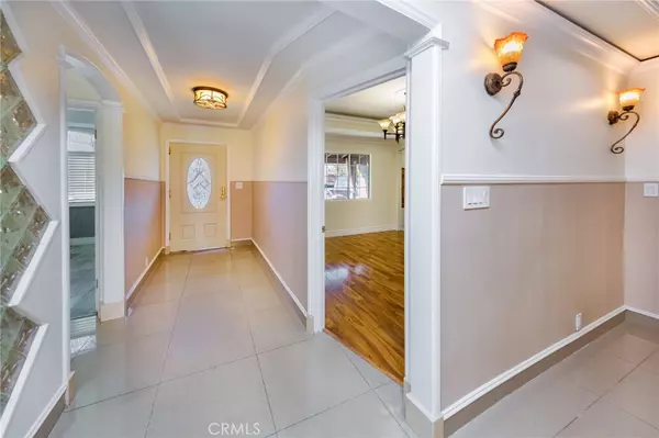 Burbank, CA 91504,2138 N Frederic