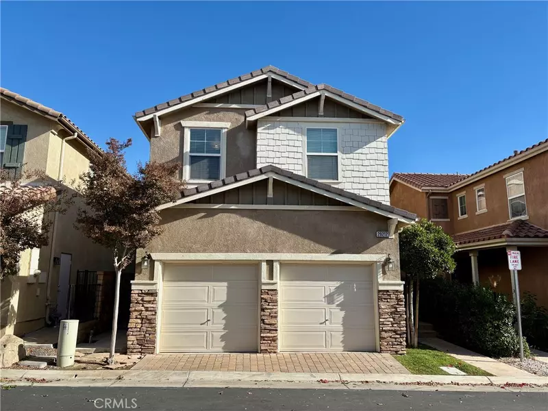 29212 Dakota, Valencia, CA 91354