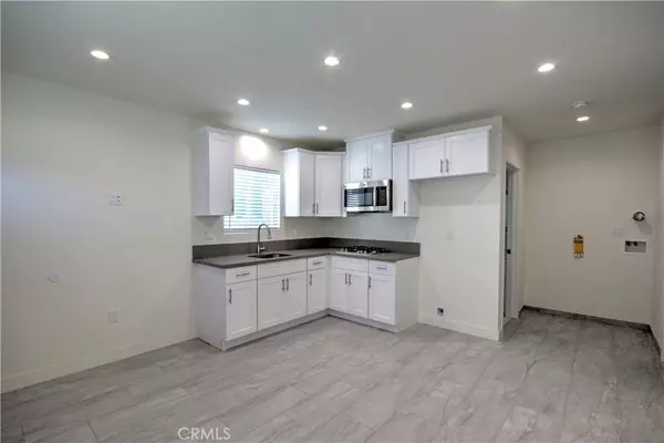 Van Nuys, CA 91405,14604 1/2 Cohasset