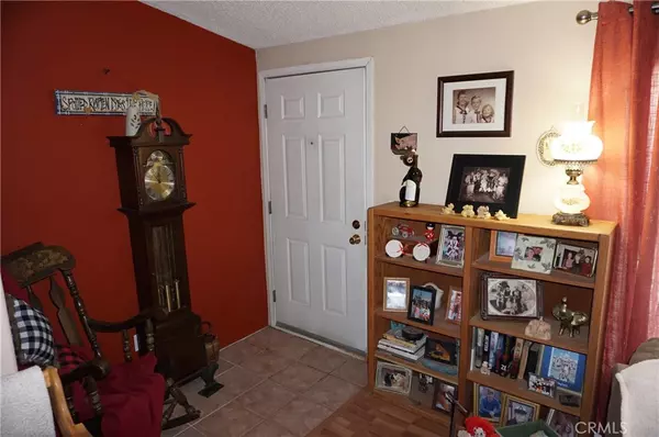 Newberry Springs, CA 92365,40632 Mountain View RD