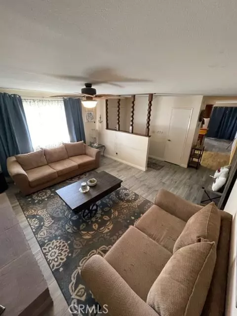 Apple Valley, CA 92308,22612 Viento RD