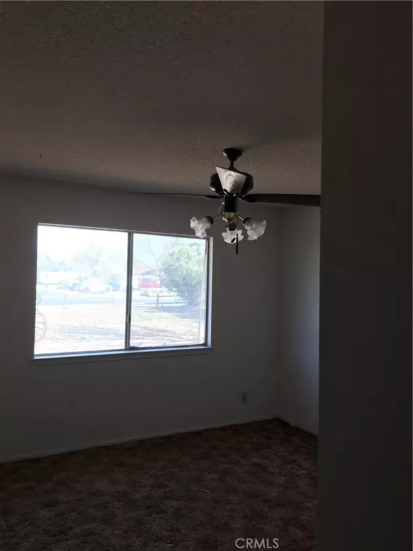 Apple Valley, CA 92307,14562 Nanticoke RD