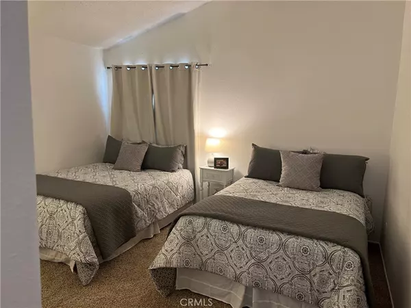 Helendale, CA 92342,14736 Chaparral LN #11