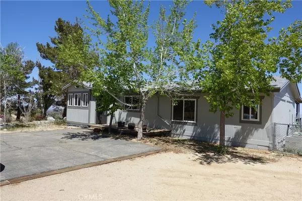 1079 Sunnyslope RD, Pinon Hills, CA 92372