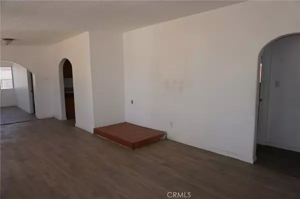 Hinkley, CA 92347,36837 Hillview RD