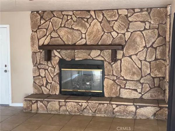 Apple Valley, CA 92308,12622 Standing Bear RD