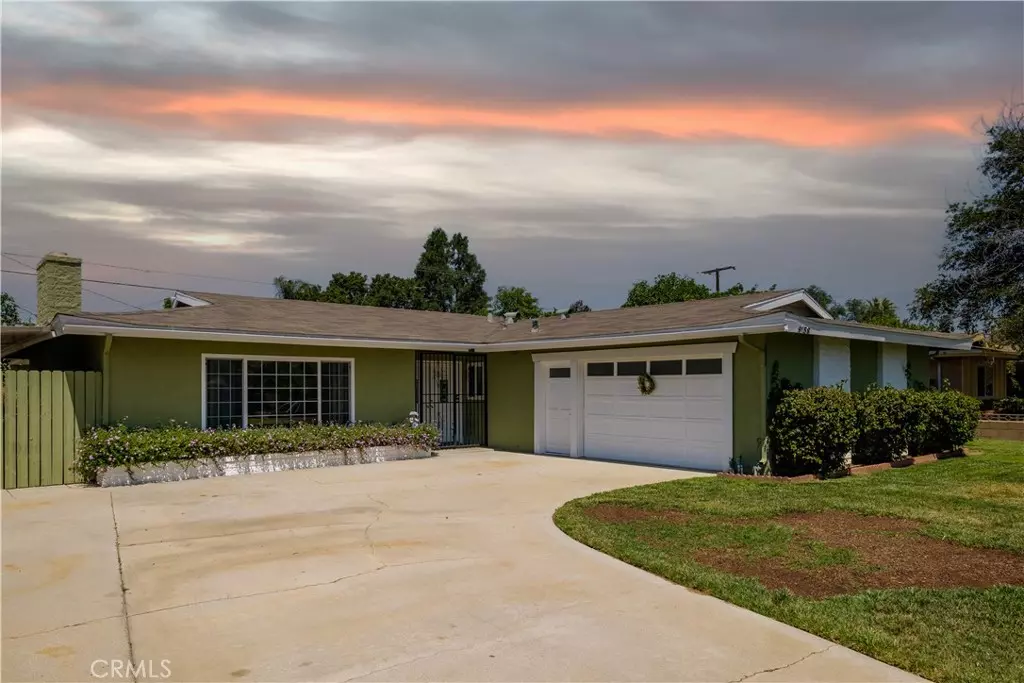 Fontana, CA 92335,9158 Kaiser AVE