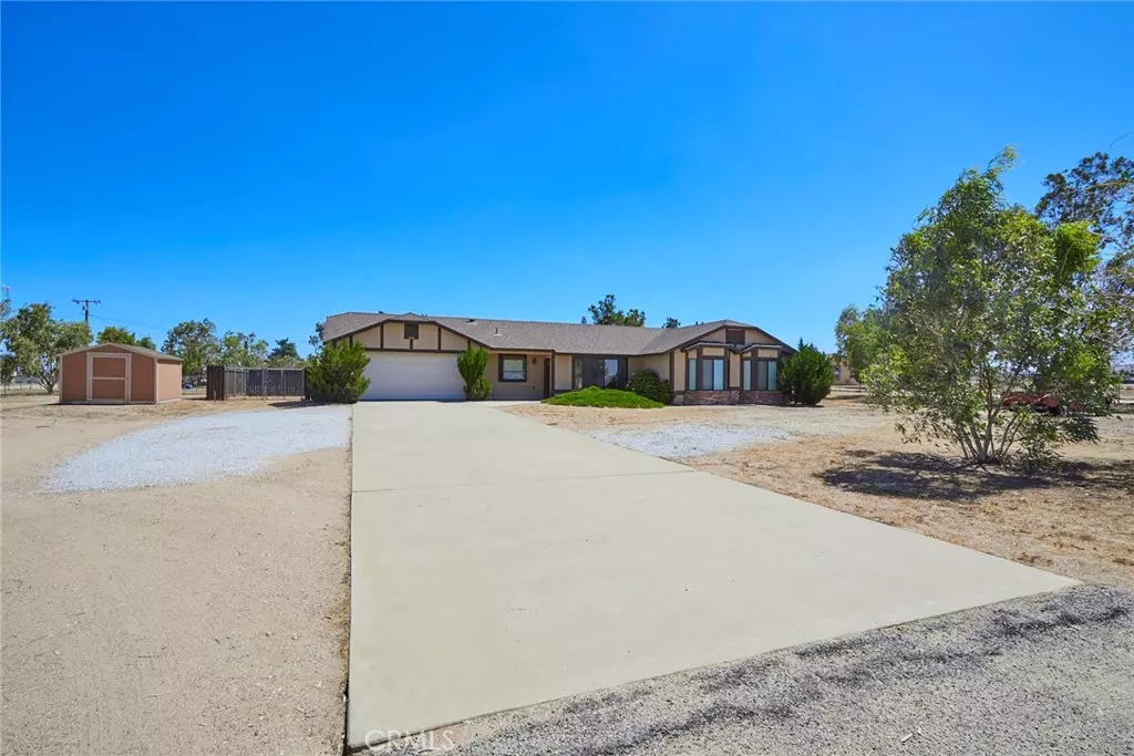 Hesperia, CA 92344,12677 Palm ST