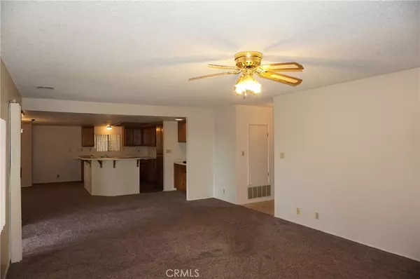 Helendale, CA 92342,14764 Blue Grass DR