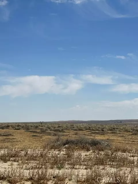 Hinkley, CA 92347,0 APN#0420-241-30-0000