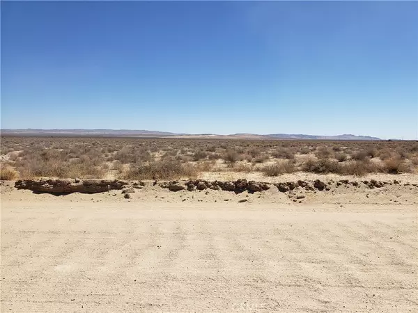 Lucerne Valley, CA 92356,0 Porter