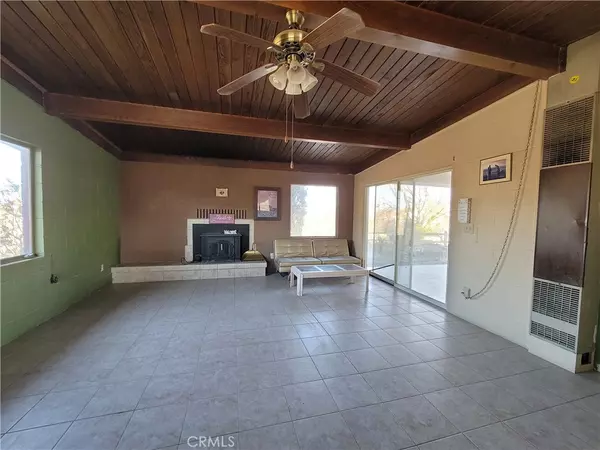 Lucerne Valley, CA 92356,9079 Palomar