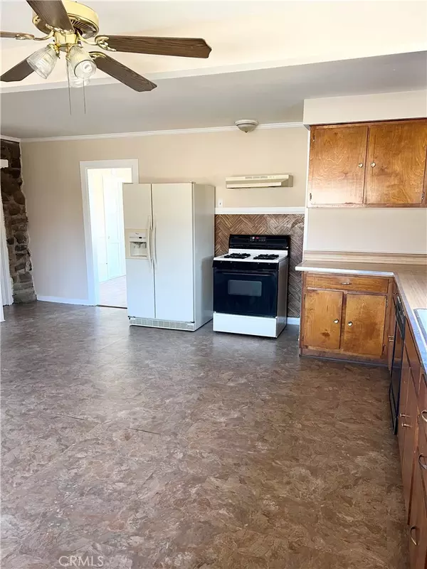 Lucerne Valley, CA 92356,32621 Foothill RD