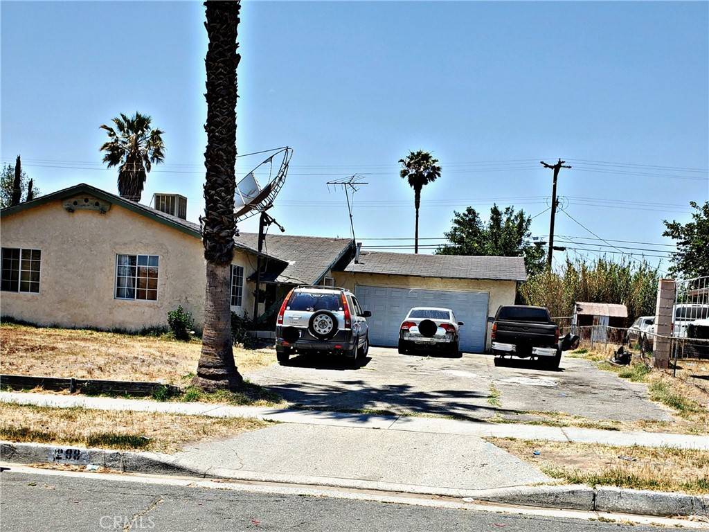 Rialto, CA 92376,288 N Larch AVE