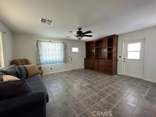 Lucerne Valley, CA 92356,9404 Mesa RD