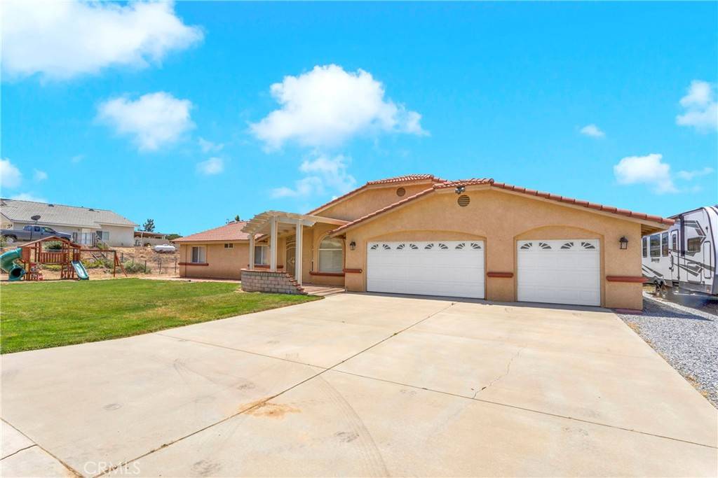 7792 Verbena RD, Oak Hills, CA 92344