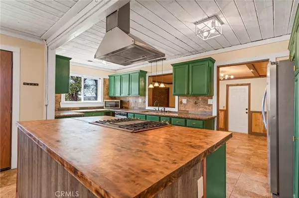 Lucerne Valley, CA 92356,8975 Custer AVE