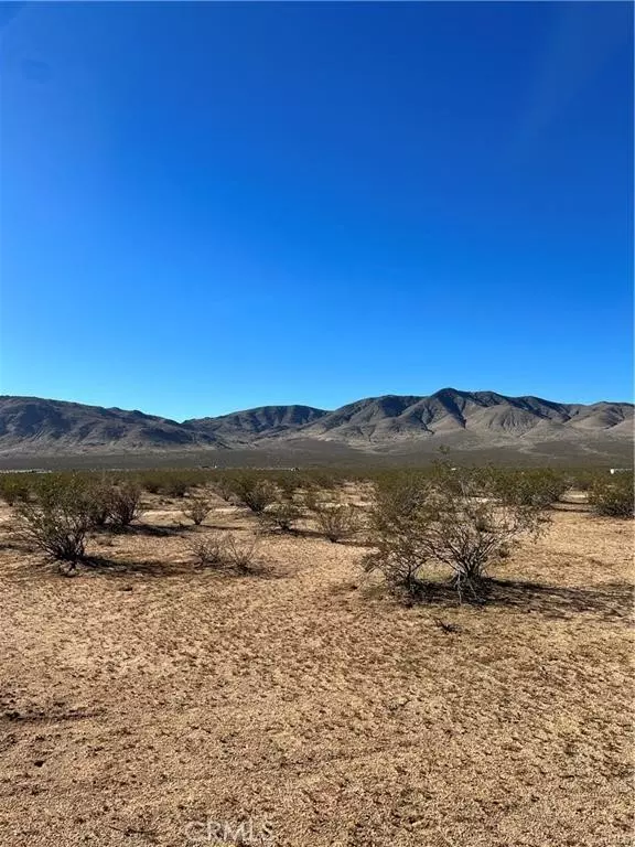 Lucerne Valley, CA 92356,7 Transit RD