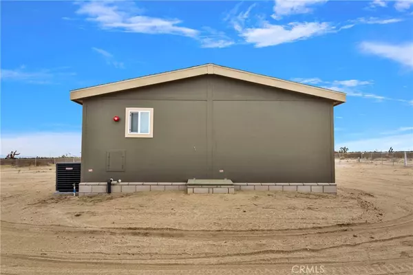 Pinon Hills, CA 92372,454 Luna RD