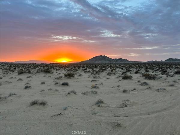 Lucerne Valley, CA 92356,0 E. End ST