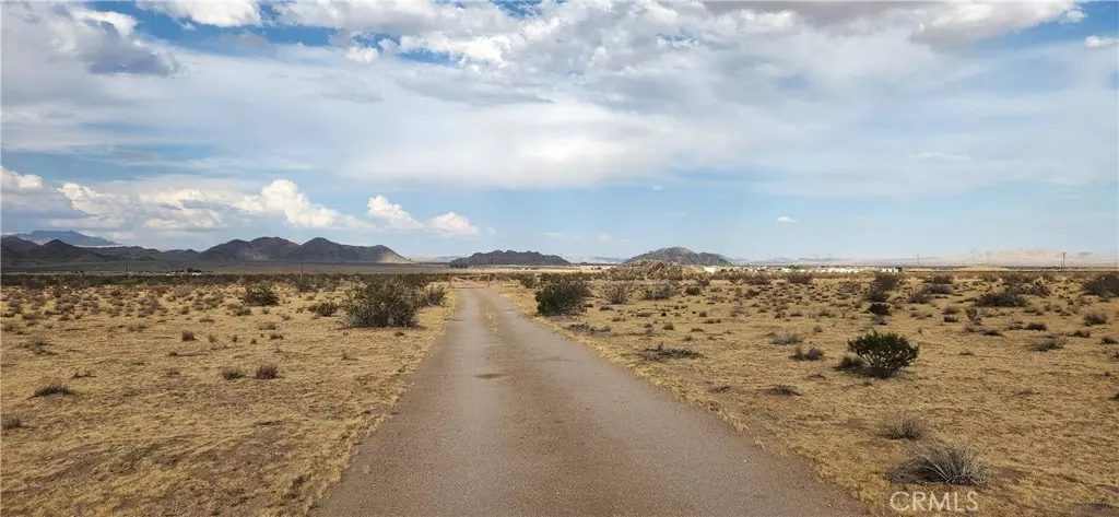 Lucerne Valley, CA 92356,32759 Meadow Lark LN