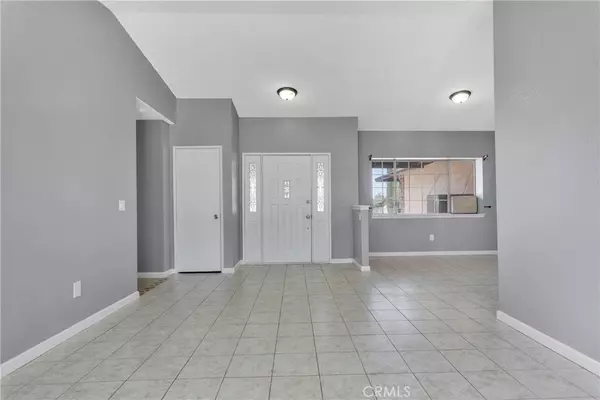 Victorville, CA 92392,14773 El Cariso RD