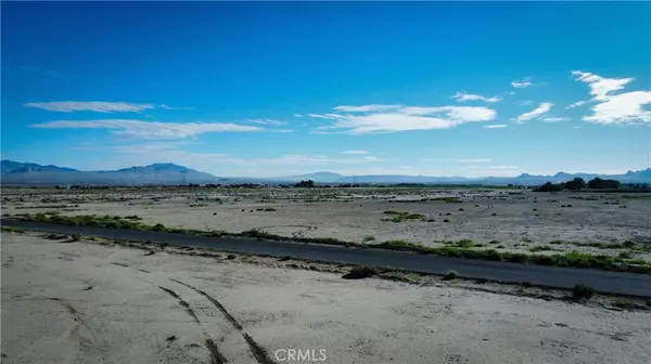 Lucerne Valley, CA 92356,2 Locust AVE