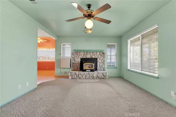 Lucerne Valley, CA 92356,8750 Locust RD