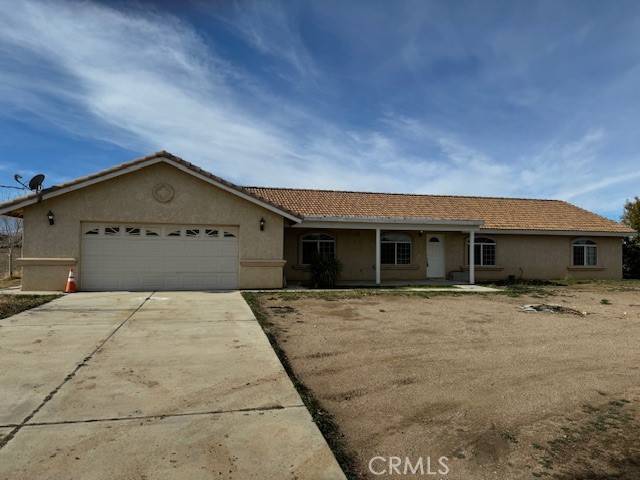 10034 Barker RD, Oak Hills, CA 92344