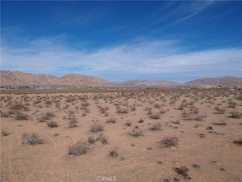 Apple Valley, CA 92307,0 Flint RD