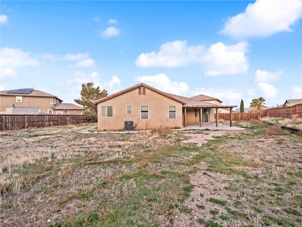 Hesperia, CA 92344,13841 Sagassum CT