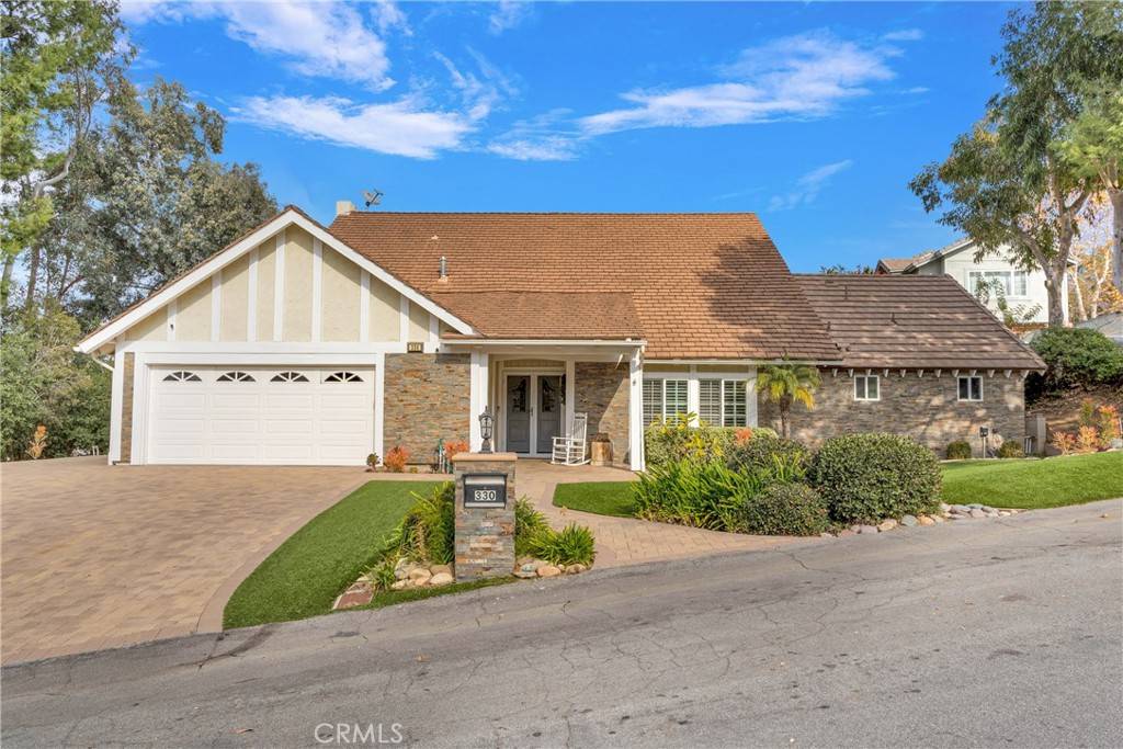 Anaheim, CA 92808,330 S Yorkshire CIR