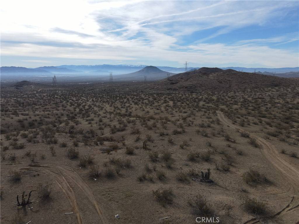 Victorville, CA 92394,0 W Boulder Rd 0472-231-25-0000